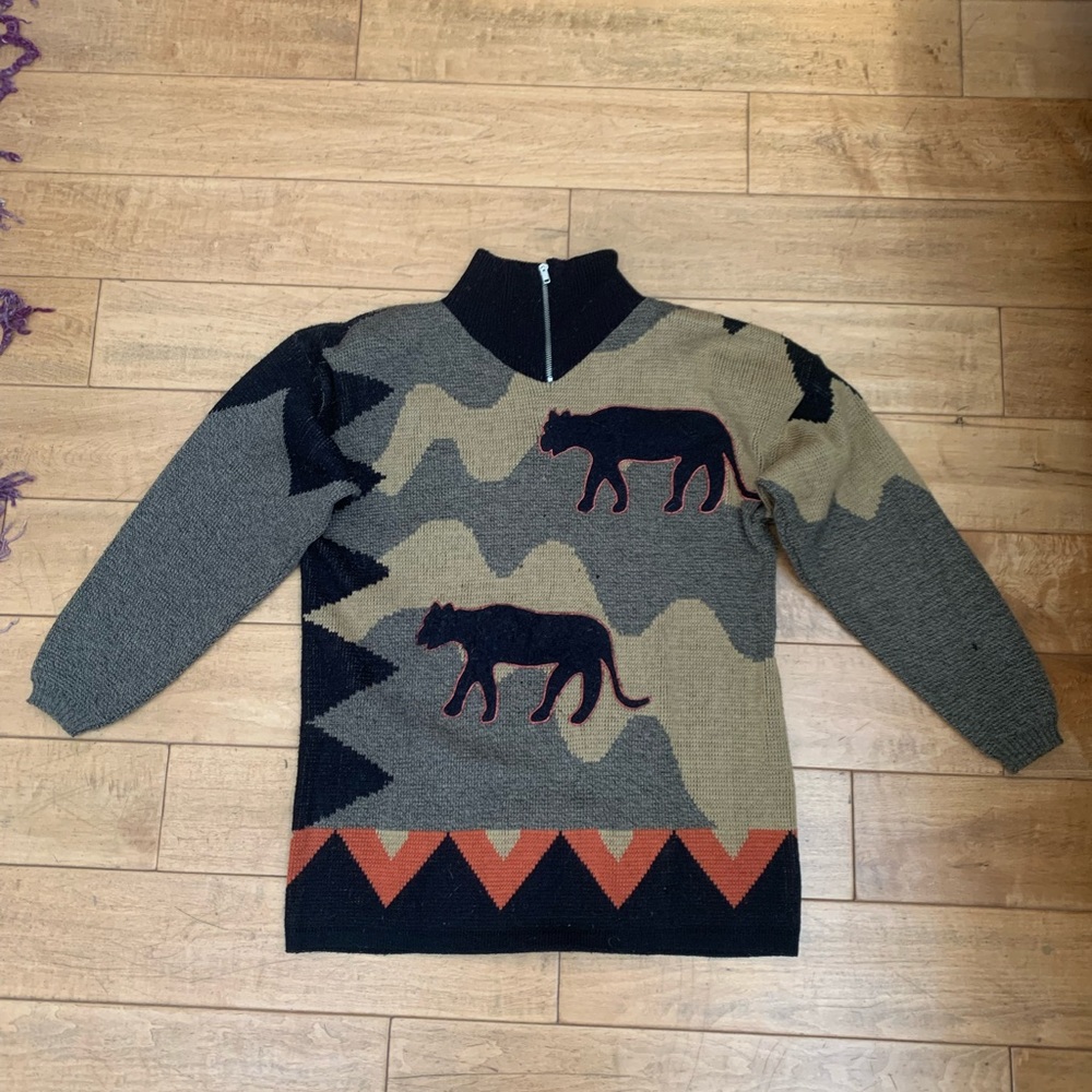 Vintage Wild Cat Appliqué Sweater M